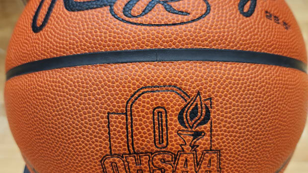 Basketball generic ohio Ryan Isley
